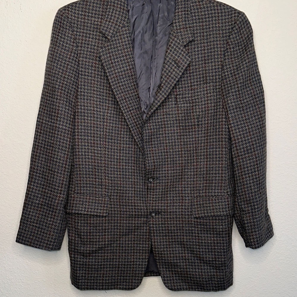Neiman Marcus Black and Gray Patterned Blazer